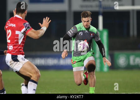 Agen, Francia. Xii gen, 2018. Gloucester's Henry Trinder durante il match contrapposta Agen vs Gloucester in EPCR Challenge Cup 2017/2018. Credito: Sebastien Lapeyrere/Alamy Live News. Foto Stock