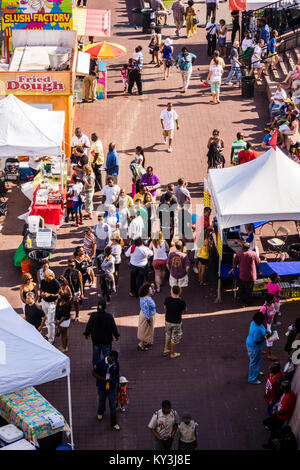 Il gusto dei Caraibi & Festival Jerk Mortensen Riverfront Plaza   Hartford, Connecticut, Stati Uniti d'America Foto Stock