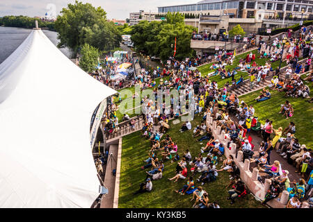 Il gusto dei Caraibi & Festival Jerk Mortensen Riverfront Plaza   Hartford, Connecticut, Stati Uniti d'America Foto Stock