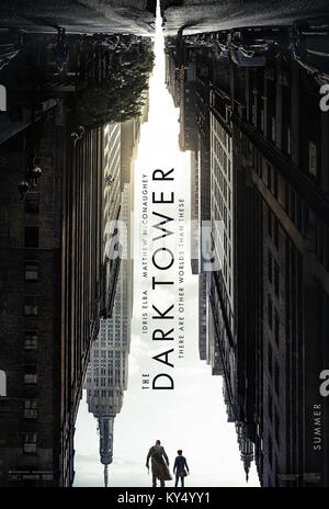 Data di rilascio: 28 luglio 2017 Titolo: La Torre scuro STUDIO: Columbia Pictures Regista: Nikolaj Arcel trama: Gunslinger Roland Deschain effettua il roaming selezionando un vecchio West-come il paesaggio in cerca del buio torre, nella speranza che il raggiungimento di esso consentirà di preservare il suo mondo morente starring: Poster Arte. (Credit: Columbia Pictures/Entertainment Immagini) Foto Stock