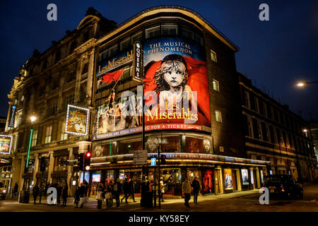 Les Misérables, Queens Theatre, Shaftesbury Avenue, London, Regno Unito Foto Stock