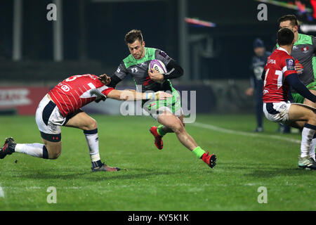 Agen, Francia. Xii gen, 2018. Gloucester's Henry Trinder durante il match contrapposta Agen vs Gloucester in EPCR Challenge Cup 2017/2018. Credito: Sebastien Lapeyrere/Alamy Live News. Foto Stock