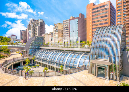 Daan Park dalla stazione MRT di Taipei, Taiwan Foto Stock