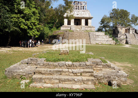 Templi di gruppo della Croce a Palenque, Messico Foto Stock