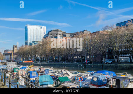 Il porto di Bristol Narrow Quay e Radisson Blu Hotel Foto Stock