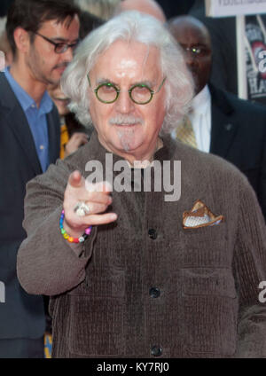 Billy Connolly assiste la prima mondiale di "cosa abbiamo fatto sulla nostra vacanza' all'Odeon West End a Londra il 22 settembre 2014 foto da Brian Jordan Foto Stock