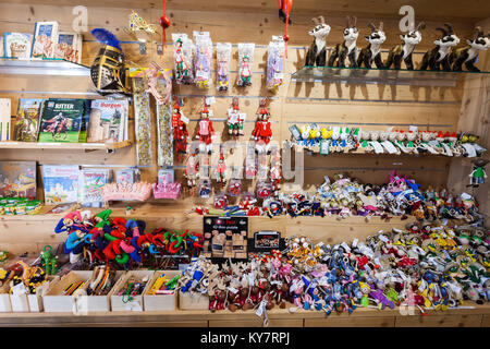 Salisburgo, Austria - 19 Maggio 2017: Souvenir shop presso la fortezza di Hohensalzburg Museo di Salisburgo, Austria Foto Stock