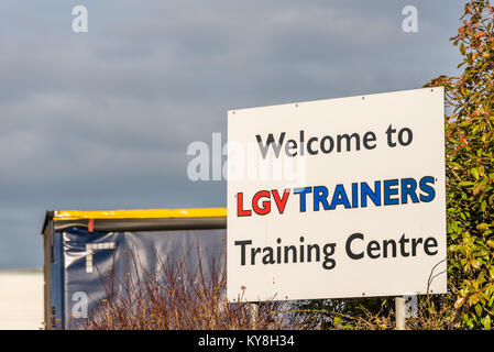 Northampton UK Dicembre 07, 2017: LGV di formazione formatori logo Centro accedi Brackmills Industrial Estate. Foto Stock