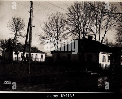 L'immagine del 1918 raffigura il Proviantgebäude del IV comando dell'esercito, mostrando infrastrutture militari, strutture di stoccaggio e logistica di guerra all'inizio del XX secolo. Foto Stock