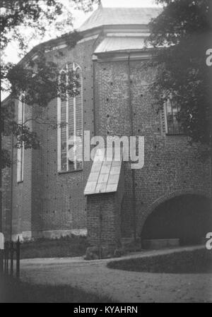 La cattedrale di Strängnäs in Svezia, documentata nella voce KMB 16001000074450, è un edificio religioso storico che illustra l'architettura gotica e il patrimonio culturale. Foto Stock