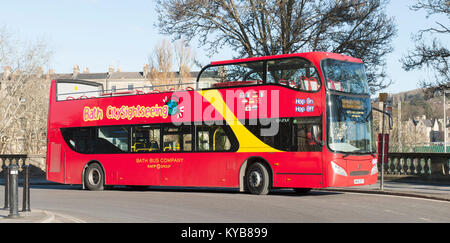 Bath City Sightseeing bus aperti, bagno, Somerset, Inghilterra, Regno Unito Foto Stock