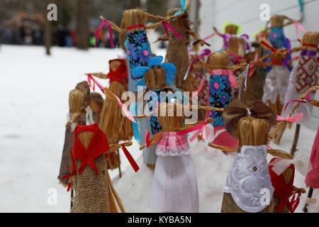 La gente celebra Maslenitsa a San Pietroburgo, Russia Foto Stock