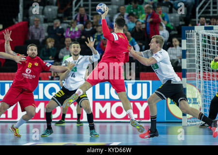 Zagabria, Croazia. Il 13 gennaio, 2018. Campionati Europei negli uomini la pallamano, EHF EURO 2018 gruppo C match Germania - Montenegro 32:19. In azione Stefan CAVOR (7) Credito: Dario Vuksanovic/Alamy Live News Foto Stock