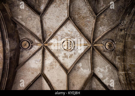 La Slovacchia, Bratislava, soffitto interno di Sigismondo Gate al castello di Bratislava, gotico del XV secolo vault Foto Stock