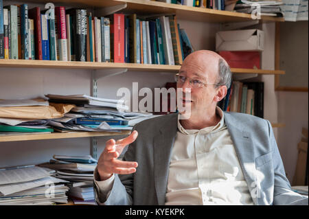 Il professor Chris Alden insegna relazioni internazionali presso la London School of Economics e scienze politiche (LSE) Foto Stock