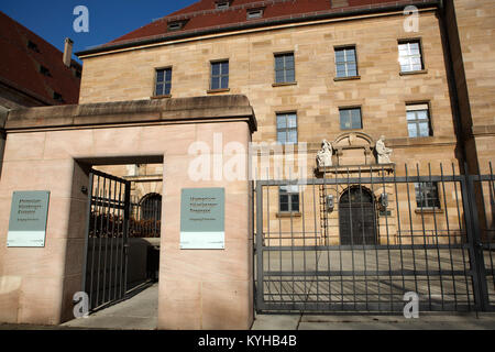 Ingresso al palazzo di giustizia in cui i processi di Norimberga sono state tenute a Norimberga, Germania. Il Tribunale ha tenuto la post-guerra delle sperimentazioni di nazisti per crimini di guerra Foto Stock