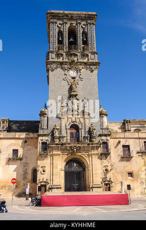 Ingresso della Chiesa in Arcos de la Frontera in Andalusia, Spagna Foto Stock