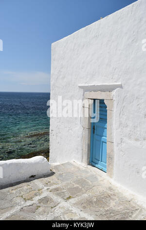 Facciata della chiesa di Panagia Paraportiani, Mykonos Foto Stock