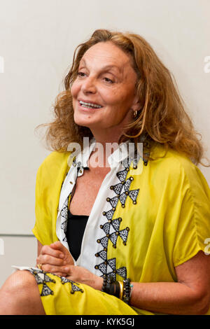 Diane von Furstenberg, belga nato American designer di moda più noto per il suo inconfondibile abito di avvolgimento Foto Stock