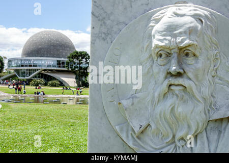 Buenos Aires Argentina,Bosques de Palermo,Parque 3 de febbraio,parco pubblico,Planetario Galileo Galilei planetarium,giardino,edificio,cupola,rilievo marmo,Hi Foto Stock