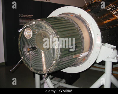 Una fotografia relativa al programma spaziale del progetto Mercury, raffigurante i primi sforzi di esplorazione spaziale degli Stati Uniti. L'immagine cattura un momento significativo nella storia del volo spaziale americano durante gli anni '1950 e '1960 Foto Stock