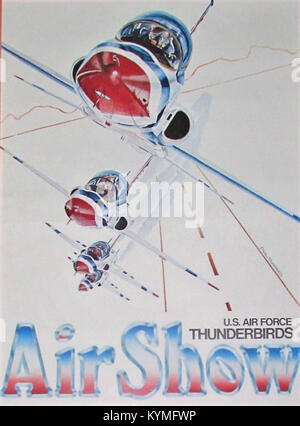 Un'immagine curatoriale che cattura i Thunderbirds dell'USAF eseguendo un'esposizione aerea con un T-38 Talon. La fotografia mette in evidenza la precisione e l'abilità della squadra acrobatica d'élite della U.S. Air Force. Foto Stock