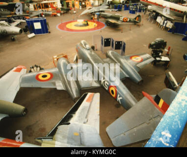 Un Gloster Meteor F8 (registrazione EG224) al Brussels Airshow nel settembre 1996, catturato in volo. Foto Stock