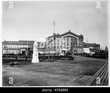 1876 centenario edificio governativo 2550685215 o Foto Stock