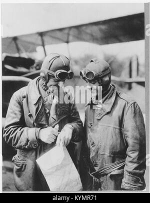 Army Air Corps piloti grandi Ruben Flotta e Lt George 2550395899 o Foto Stock