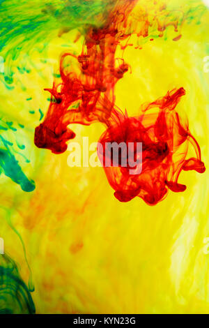 Gli inchiostri in acqua, astrazione del colore Foto Stock