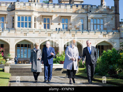 Il Segretario di Stato degli Stati Uniti Rex Tillerson incontra funzionari australiani, tra cui il Ministro degli Esteri Julie Bishop e il Ministro della difesa Marise Payne, durante l'AUSMIN 2017 a Sydney, Australia, il 5 giugno 2017, per discutere di difesa e relazioni diplomatiche. Foto Stock