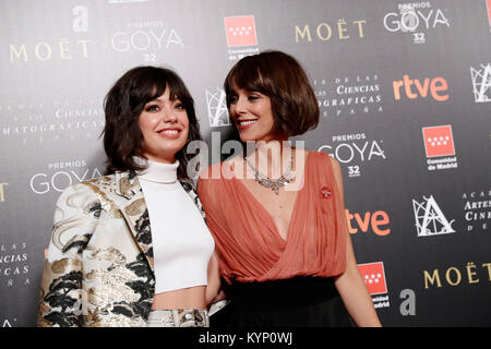 Anna Castillo e Belén Cuesta durante il photocall candidature per la 32th annuo di premi Goya in Madrid, lunedì 15 gennaio, 2018 Credit: Gtres Información más Comuniación on line, S.L./Alamy Live News Foto Stock