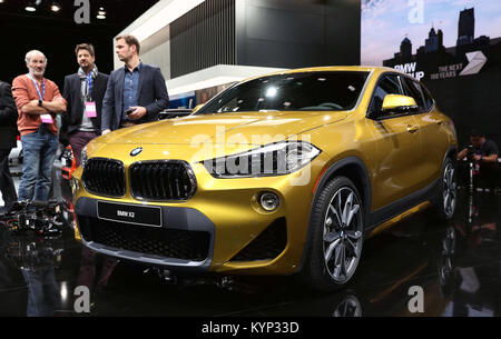 Detroit, STATI UNITI D'AMERICA. 15 gennaio, 2018. La BMW X2 è visto durante il 2018 North American International Auto Show (NAIAS) a Detroit, gli Stati Uniti, a gennaio 15, 2018. Credito: Wang Ping/Xinhua/Alamy Live News Foto Stock