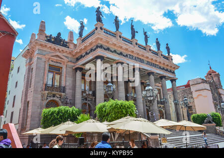 Guanajuato, Messico - 05 Giugno 2013: il Teatro Juárez di Guanajuato è un teatro storico che risale alla fine del XIX secolo Foto Stock