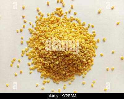 Split Mung Bean alimento naturale e sano Foto Stock
