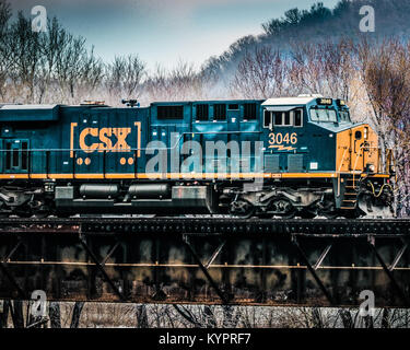 CSX motore su cavalletto a harpers Ferry in West Virginia Foto Stock