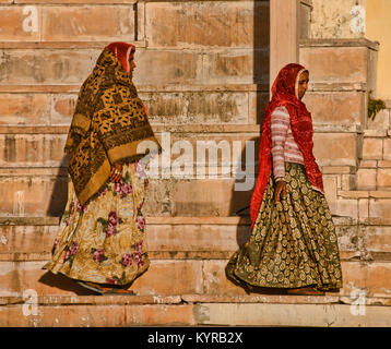 Sarees colorati, Pushkar, Rajasthan, India Foto Stock