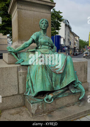 Bismarck statua in bronzo Dusseldorf Germania Foto Stock