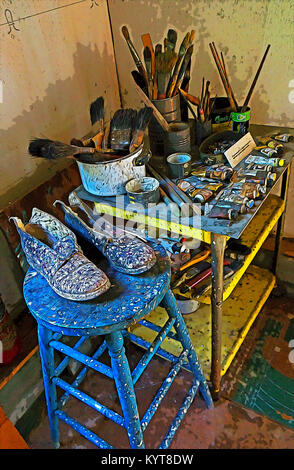 Un photoshop immagine manipolata di Lee Krasner di spazio di lavoro presso il Pollock Krasner House in East Hampton, Long Island, New York Foto Stock