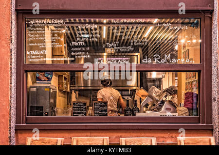 Italia Emilia Romagna Bologna Mercato di Mezzo - Salumeria Macelleria salumeria Romanzo Zivieri Monzuno Foto Stock