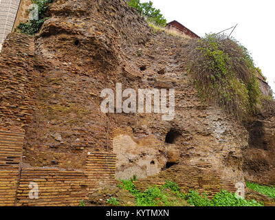 Italia Lazio Roma Tempio di Iside Foto Stock