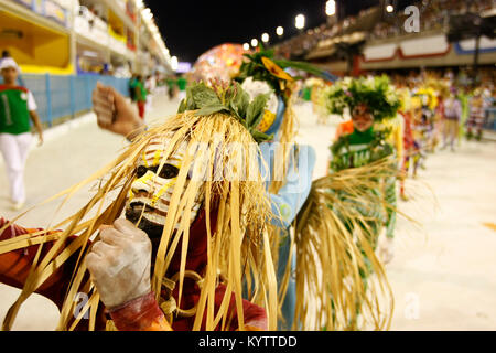 Scuola di Samba presentazione in Sambodrome a Rio de Janeiro il carnevale, Brasile Foto Stock