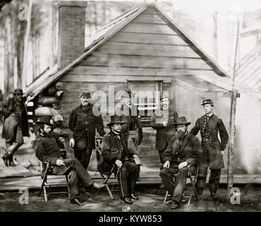 Stazione di Brandy, Va. Gen. Rufus Ingalls e personale, Chief Quartermaster, e ufficiali, esercito del Potomac sede Foto Stock