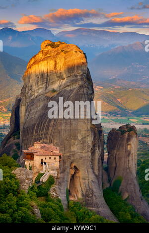 Meteora al tramonto, Grecia Foto Stock