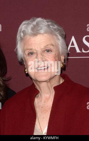 Los Angeles, CA, Stati Uniti d'America. 16 gennaio, 2018. Angela Lansbury presso gli arrivi per piccole donne foto chiamata, il Langham Huntington, Los Angeles, CA 16 gennaio 2018. Credito: Priscilla concedere/Everett raccolta/Alamy Live News Foto Stock