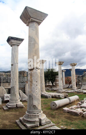 Colonne di marmo nella basilica di San Giovanni in Selcuk, Turchia Foto Stock