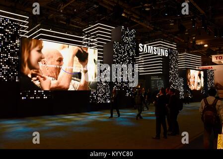 Samsung display stand al CES (Consumer Electronics Show), il più grande del mondo trade show di Las Vegas, STATI UNITI D'AMERICA Foto Stock