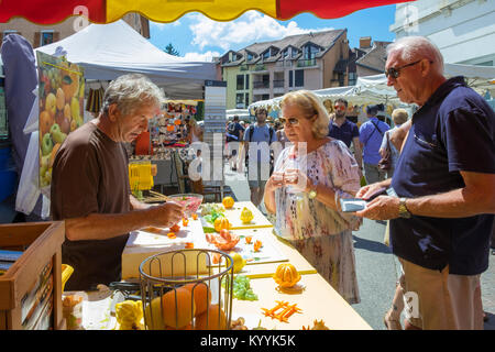 Street Market stallo in Annecy, Haute Savoie, Francia, Europa Foto Stock