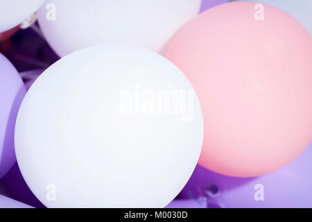 Di palloncini di pastello colori di moda. Background creativo per il testo Foto Stock