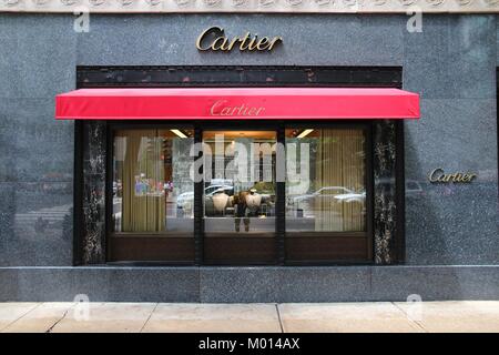 CHICAGO - 26 giugno: Cartier Store a Magnificent Mile su Giugno 26, 2013 a Chicago. La gioielleria company è stata fondata nel 1847 e secondo Forbes è c Foto Stock